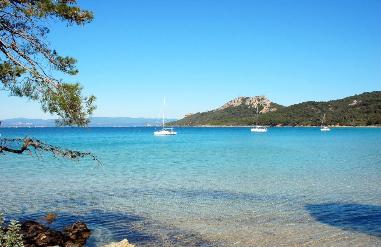 Appartement En Residence Privee, Face A La Mer Avec Acces Direct Plage Hyères Eksteriør billede